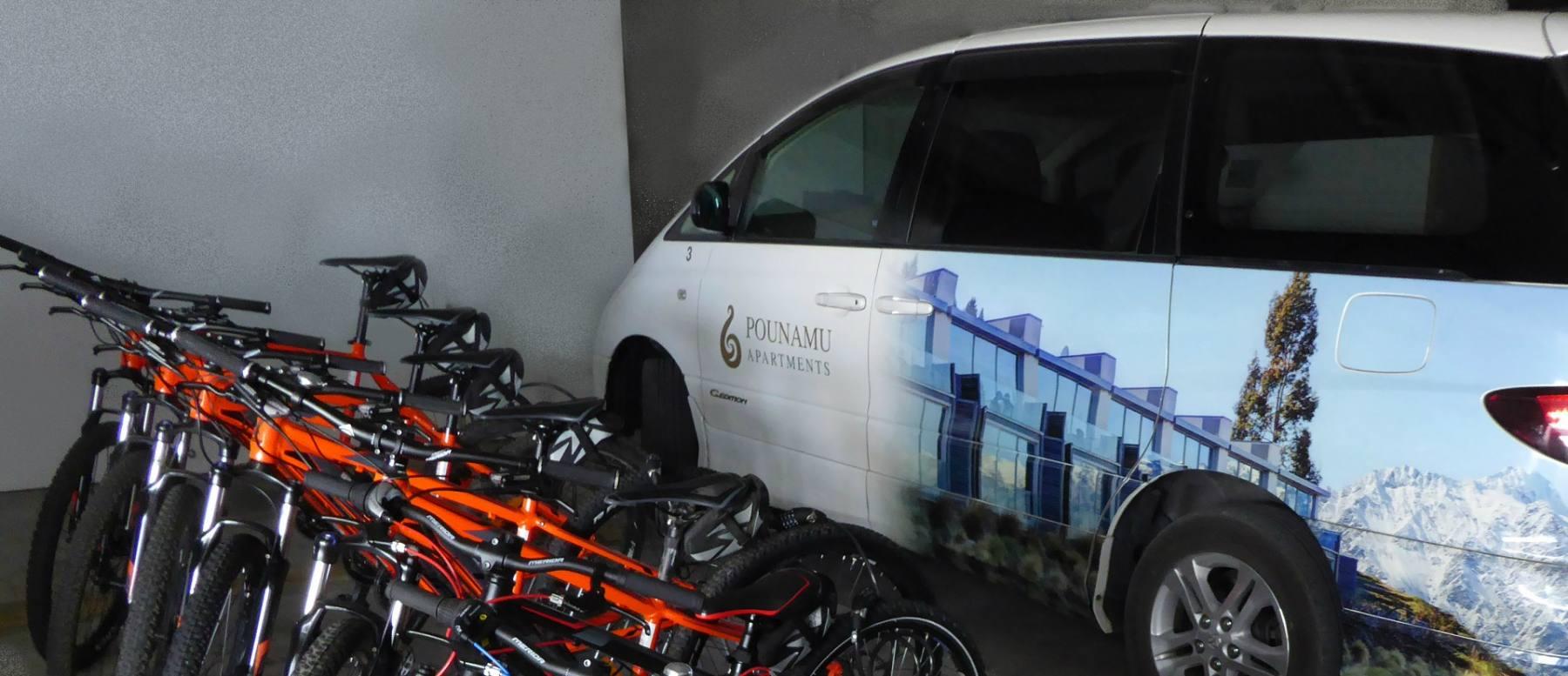 Swiss-Belsuites Pounamu Queenstown Exterior photo A car with a vehicle wrap